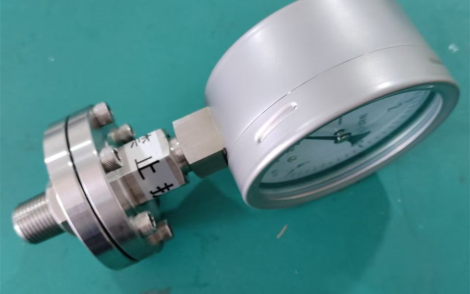 Magnetic Flow Meter vs Turbine Flow Meter